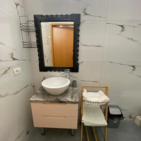 Dori's Wilson At Blloku Neighborhood Appartamento *