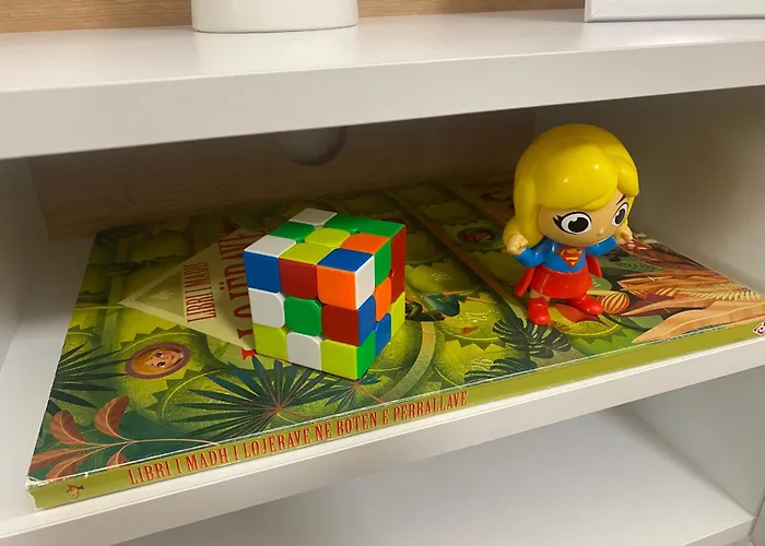 Daire Dori's Wilson At Blloku Neighborhood *