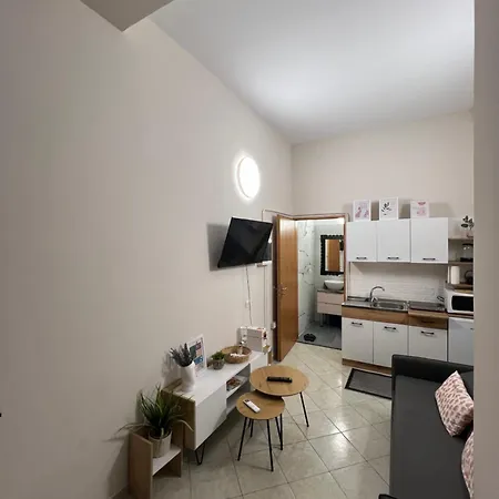 Dori's Wilson At Blloku Neighborhood *