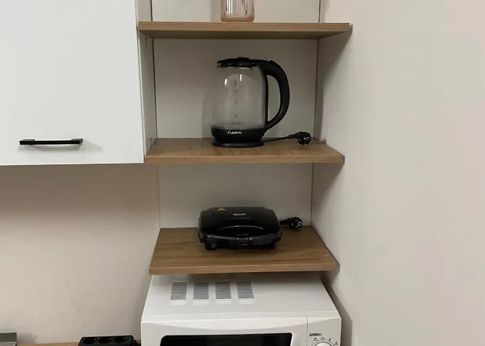 Dori's Wilson At Blloku Neighborhood טיראנה